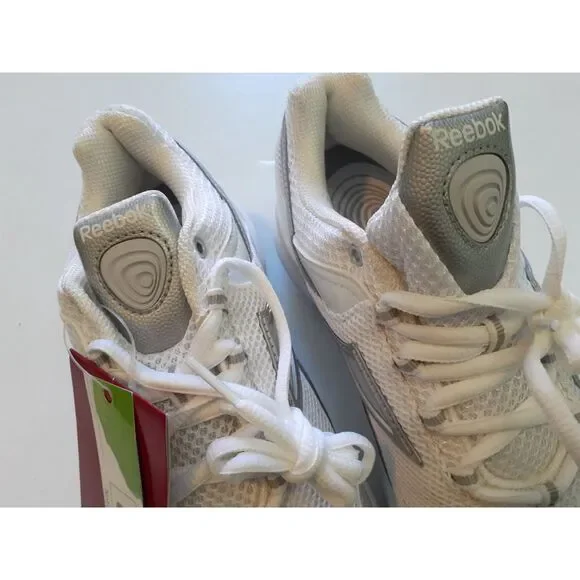 NWT Reebok White & Gray Easytone Athleisure Sneakers Size USA Size 6.5 - Picture 12 of 17